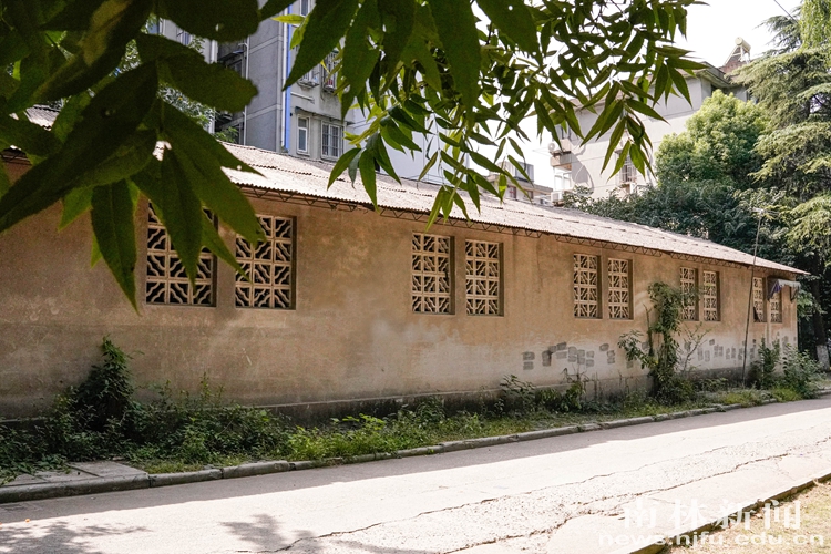 2.改造前的场地_副本